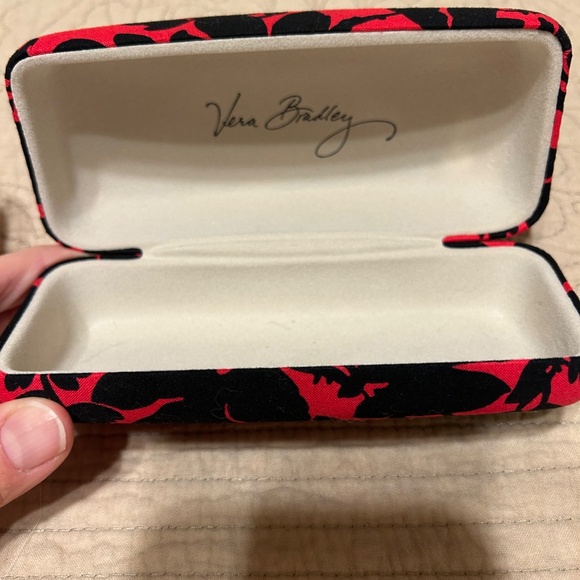 Vera Bradley Hard Clamshell Glasses Case - Picture 3 of 5